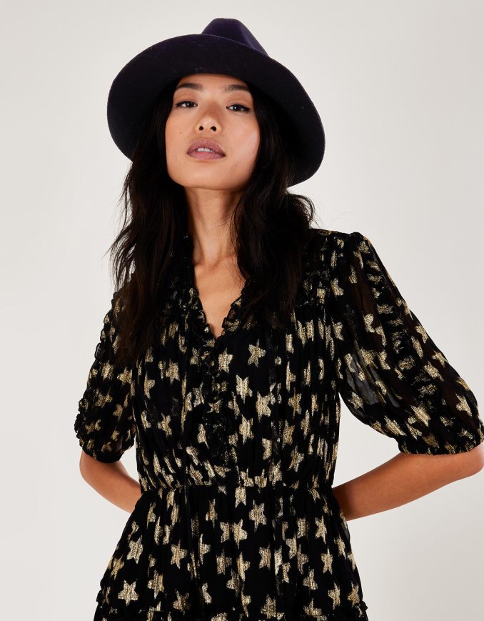 אבזר Monsoon כובע פדורה עם עיטור שרשרת חַם נשים HTJ0TZ1386